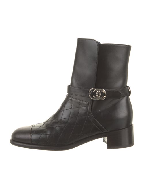 Chanel 2006 Interlocking CC Logo Moto Boots
