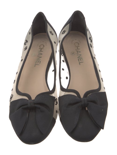Chanel 2010's Interlocking CC Logo Ballet Flats