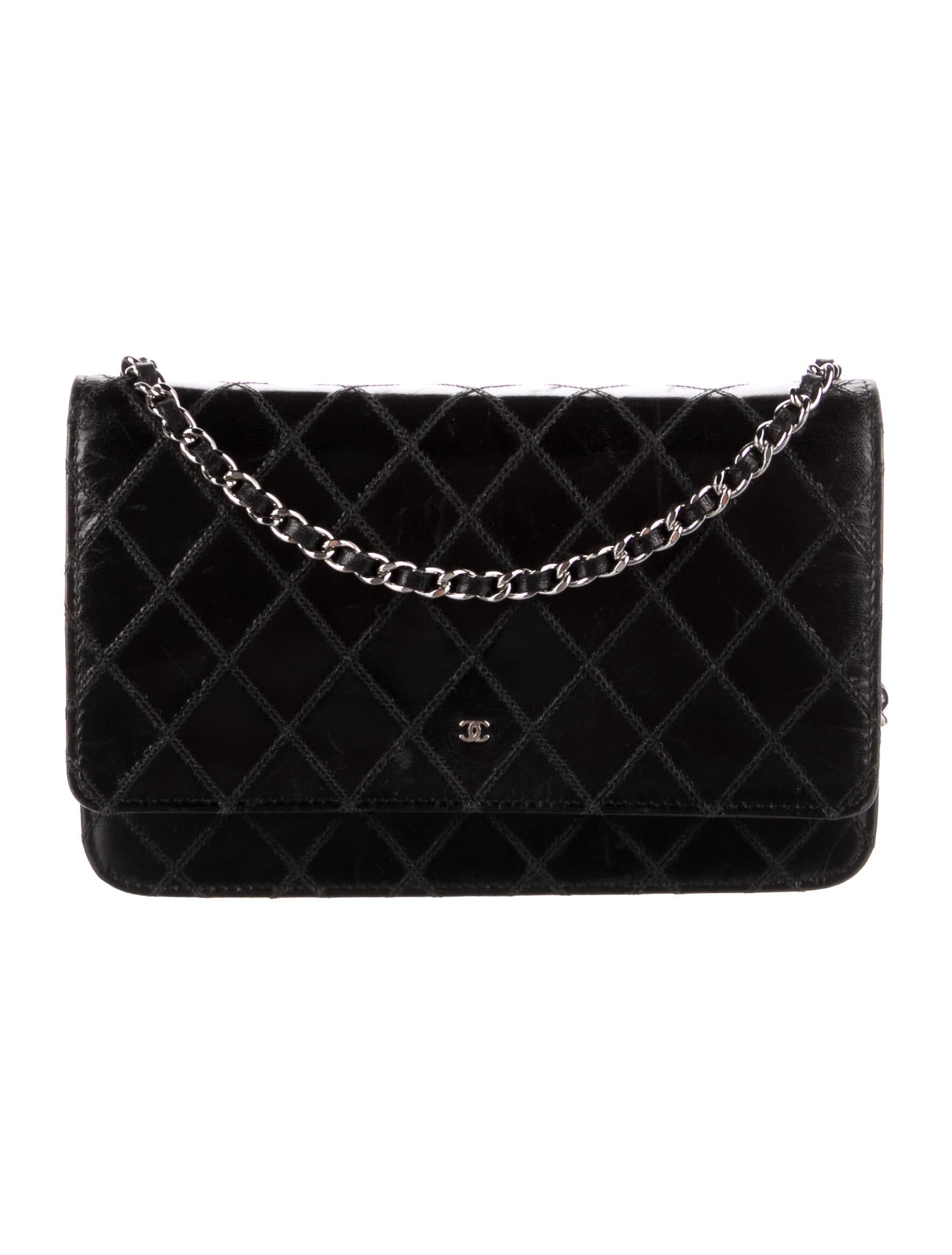 Chanel Diamond Quilt Wallet On Chain