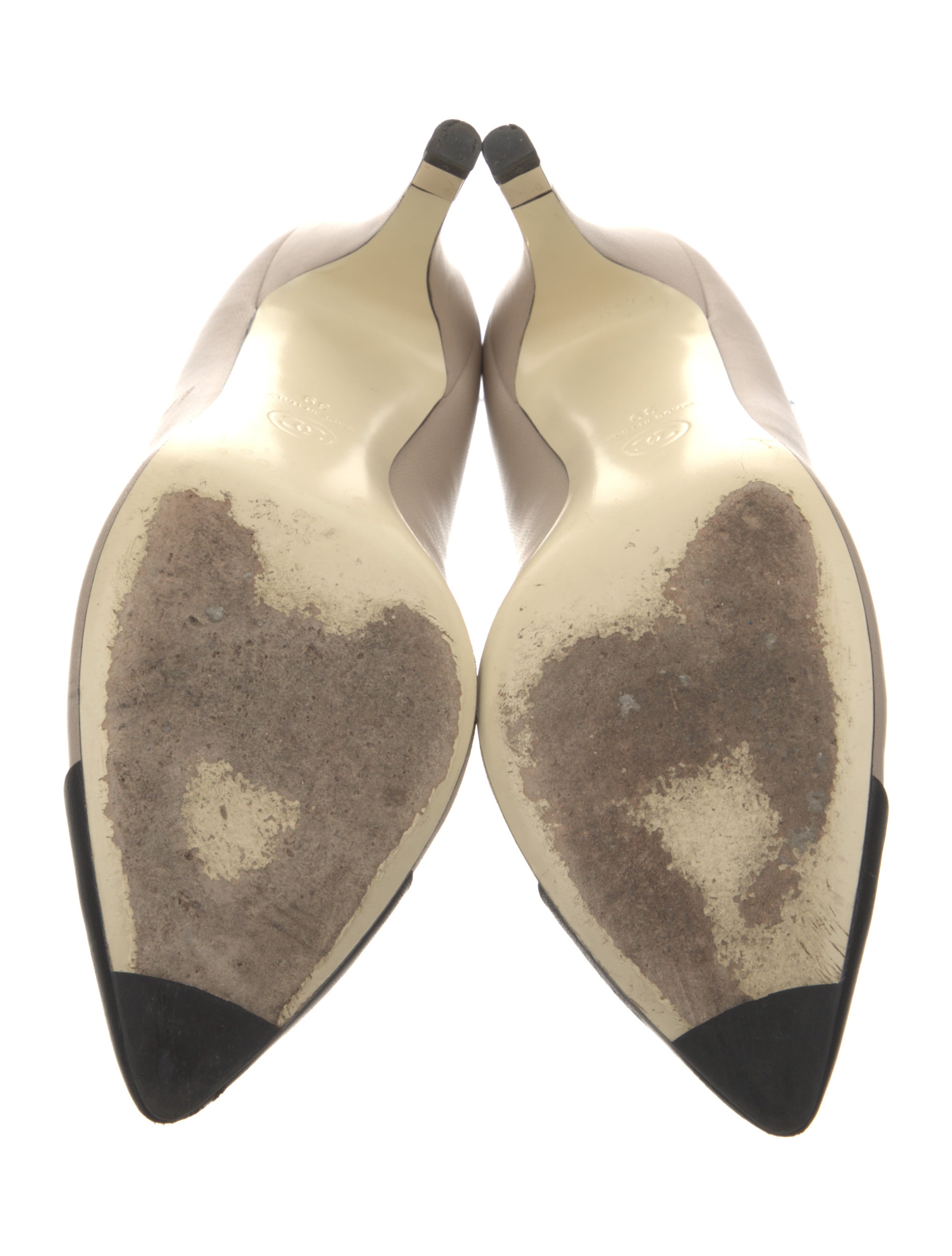 Chanel 2014 Interlocking CC Logo Pumps