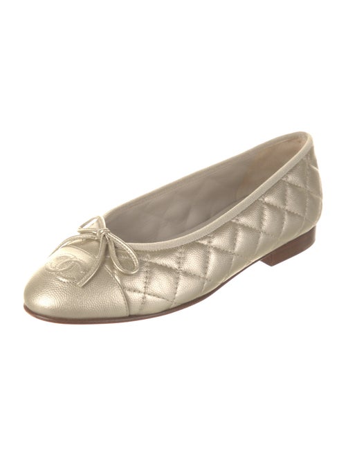 Chanel Interlocking CC Logo Leather Ballet Flats