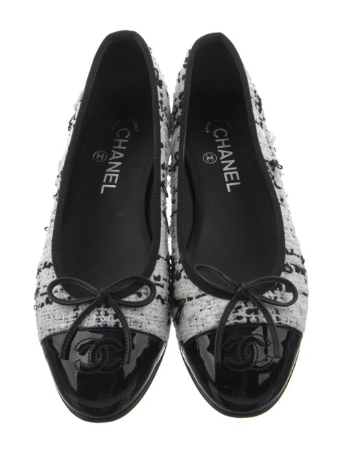 Chanel Interlocking CC Logo Tweed Flats