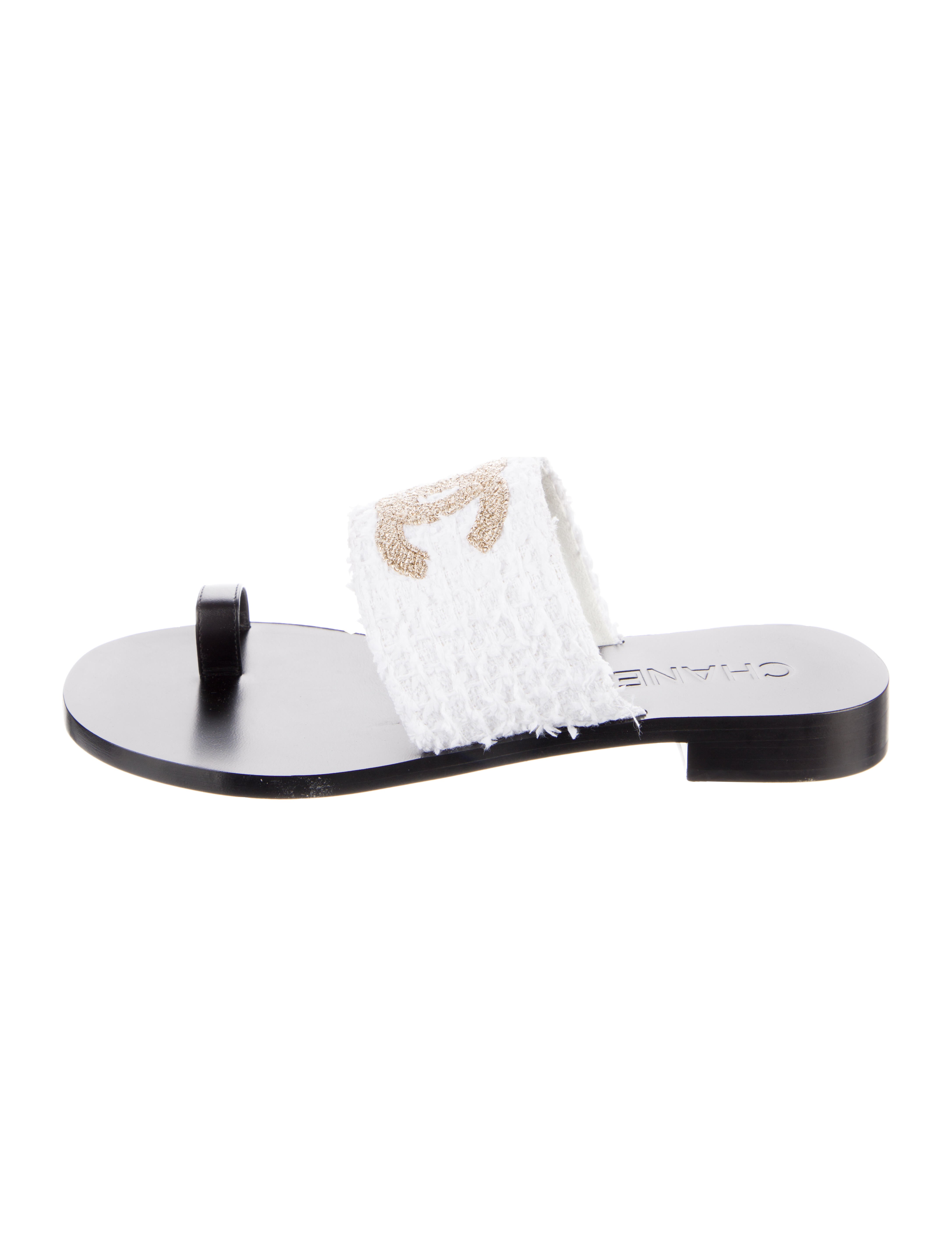 Chanel 2023 Interlocking CC Logo Slides - Metallic Sandals, Shoes