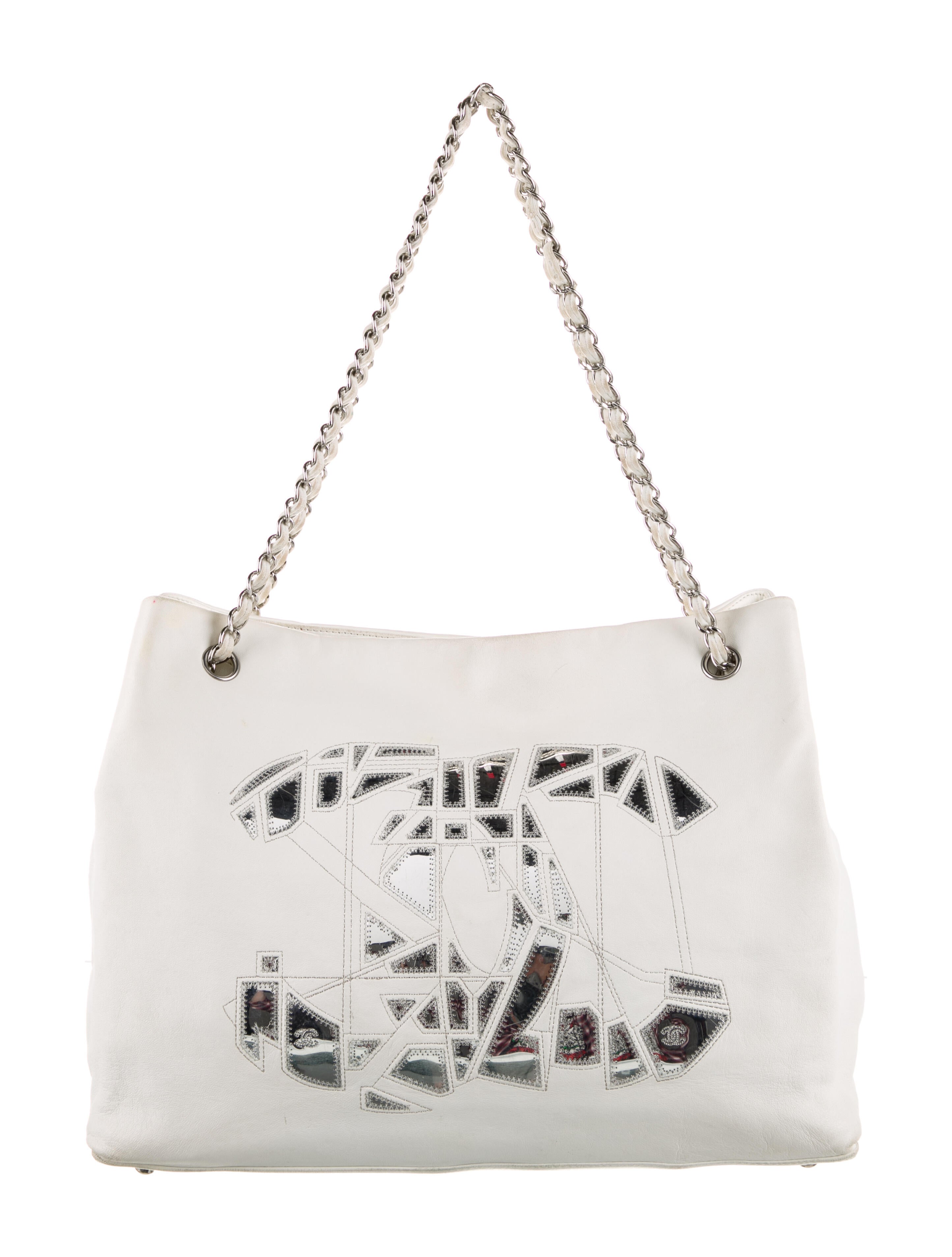 CHANEL シャネル シャネル CHANEL ピアス ココマーク CCマーク ゴールド