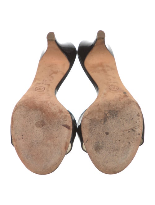 Chanel Interlocking CC Logo Patent Leather Slides