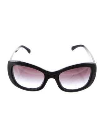 Chanel Interlocking CC Logo Oversize Sunglasses