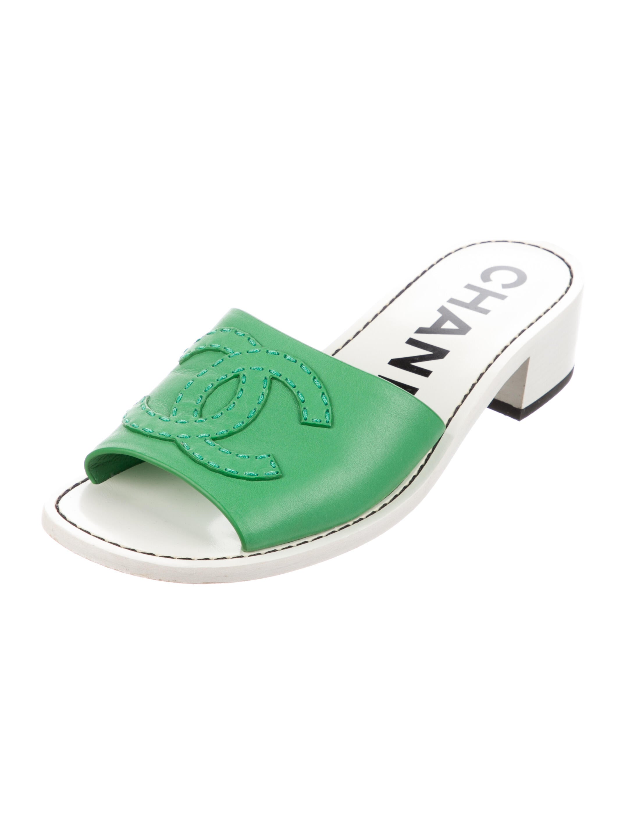 Chanel 2022 Interlocking CC Logo Slides Green Sandals, Shoes