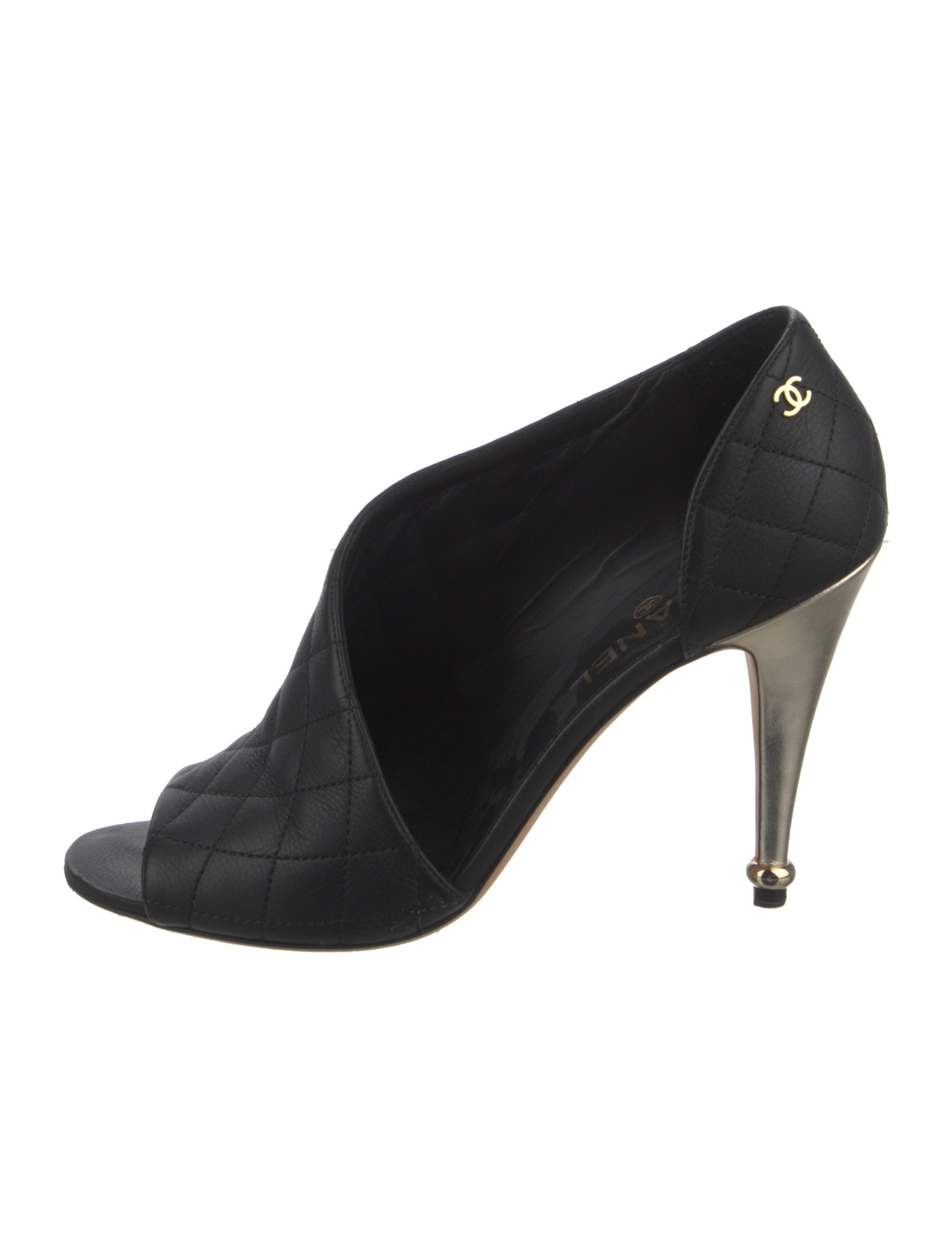 Chanel 2015 Interlocking CC Logo Boots