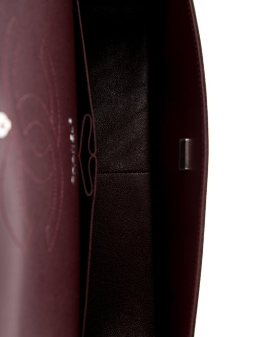 Chanel 2023 Jumbo Caviar Classic Double Flap Bag