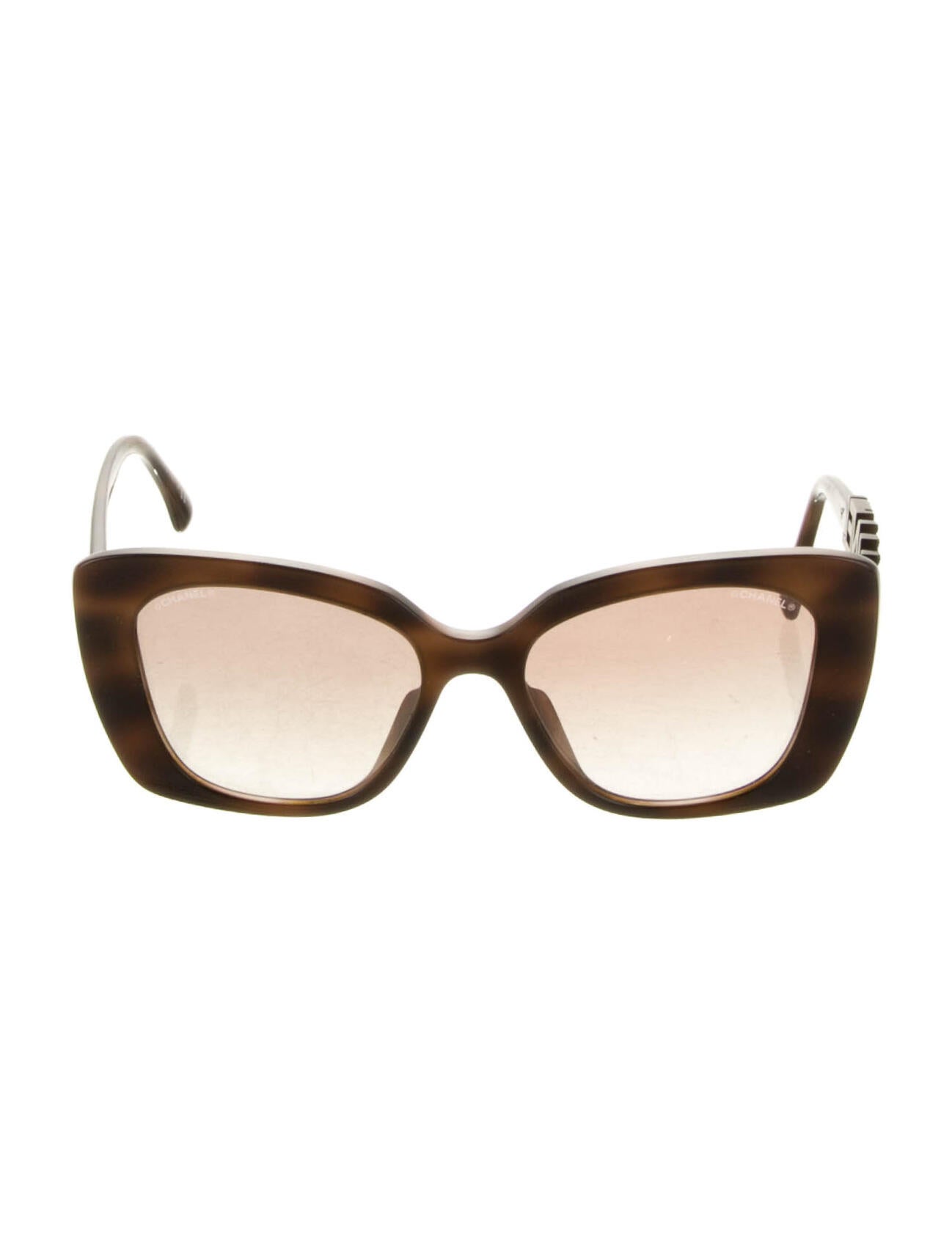 Chanel Interlocking CC Logo Cat-Eye Sunglasses