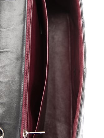 Chanel Classic Maxi Single Flap Bag