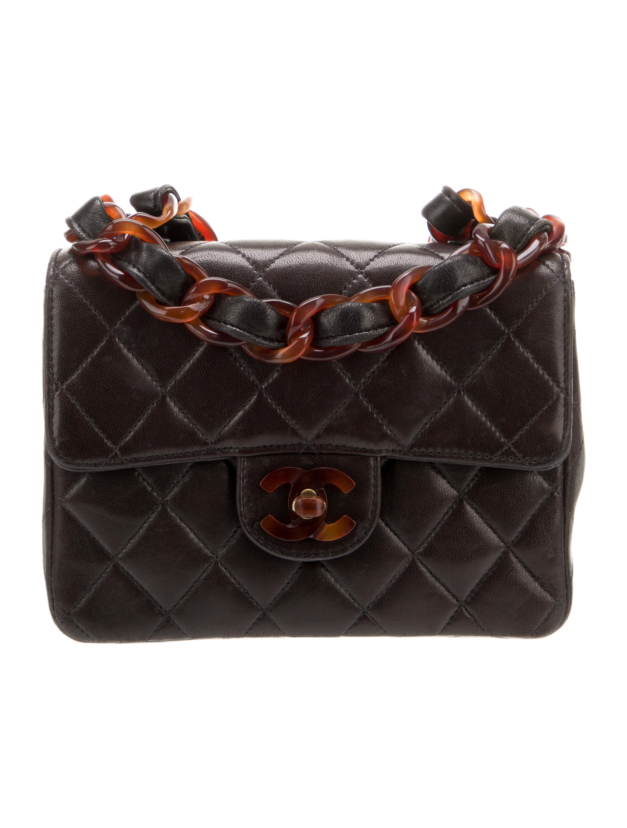 CHA949394_1_enlarged.jpg?auto=