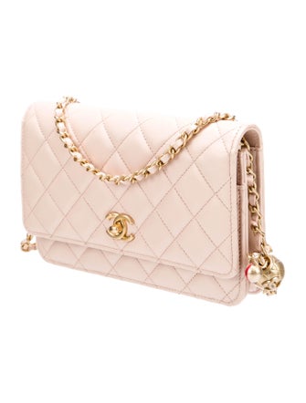 Chanel 2022 Pearl Crush Wallet On Chain