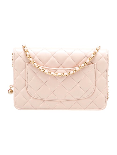 Chanel 2022 Pearl Crush Wallet On Chain