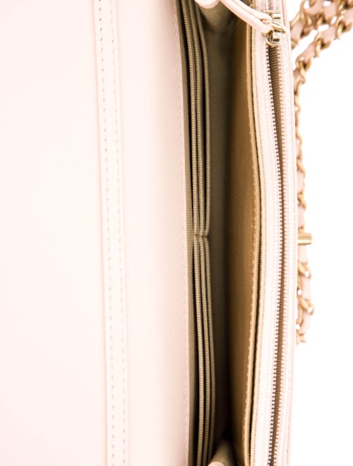 Chanel 2022 Pearl Crush Wallet On Chain