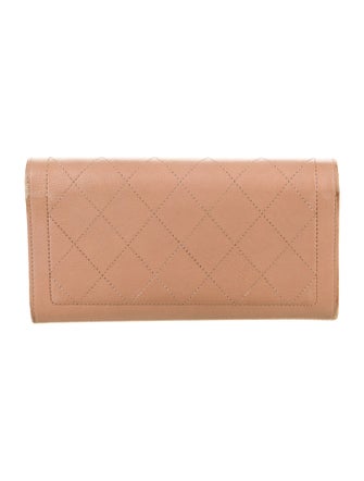 Chanel 2017-2018 Interlocking CC Logo