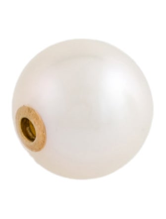Charm 18K Pearl Charm