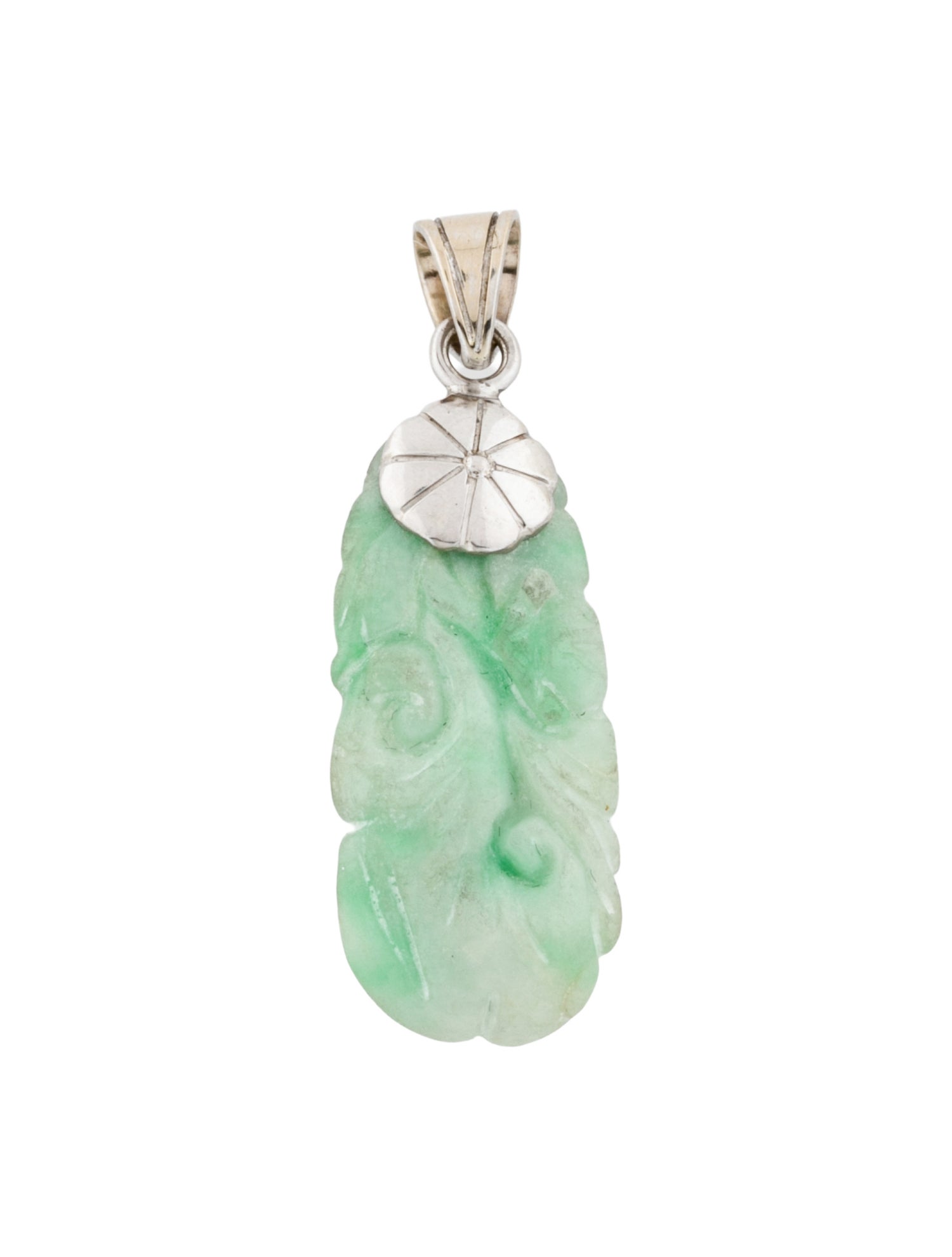 Charm 14K Jadeite Cloud Carved Pendant