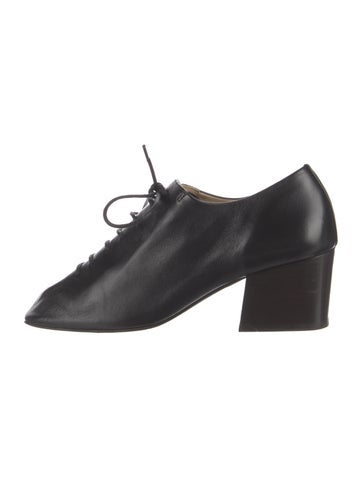 Pre-owned Lemaire Leather Pumps In Black