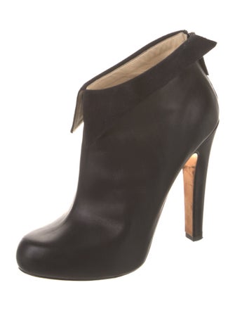 Chloé Gosselin Leather Boots