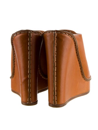 Chloé Mules