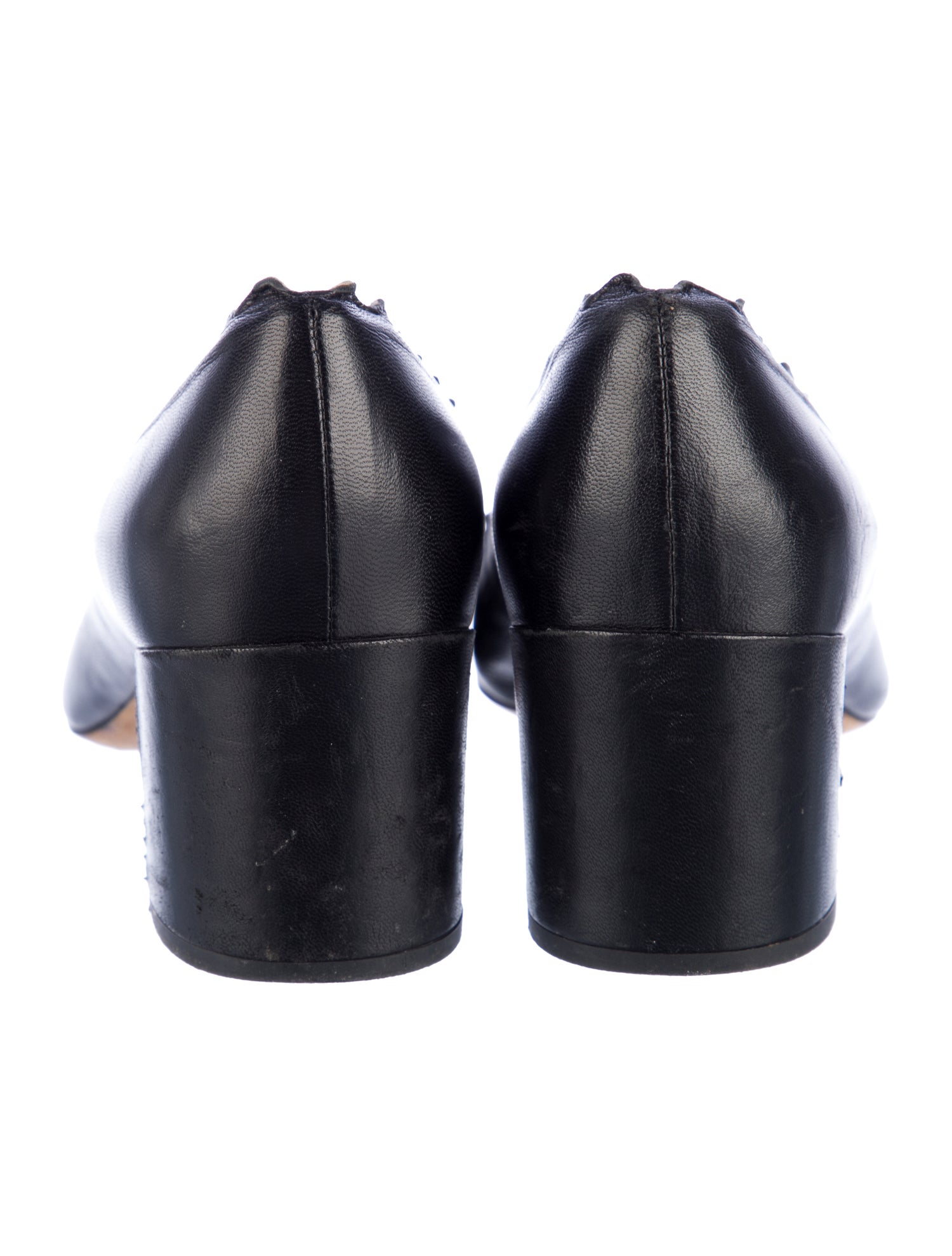 Chloé Leather Scalloped Accent Pumps