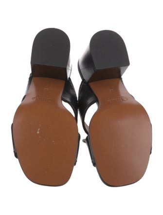 Chloé Leather Slides