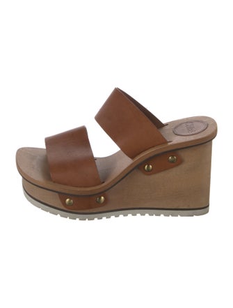 Chloé Leather Slides