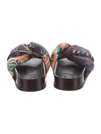 Chloé Canvas Printed Slides