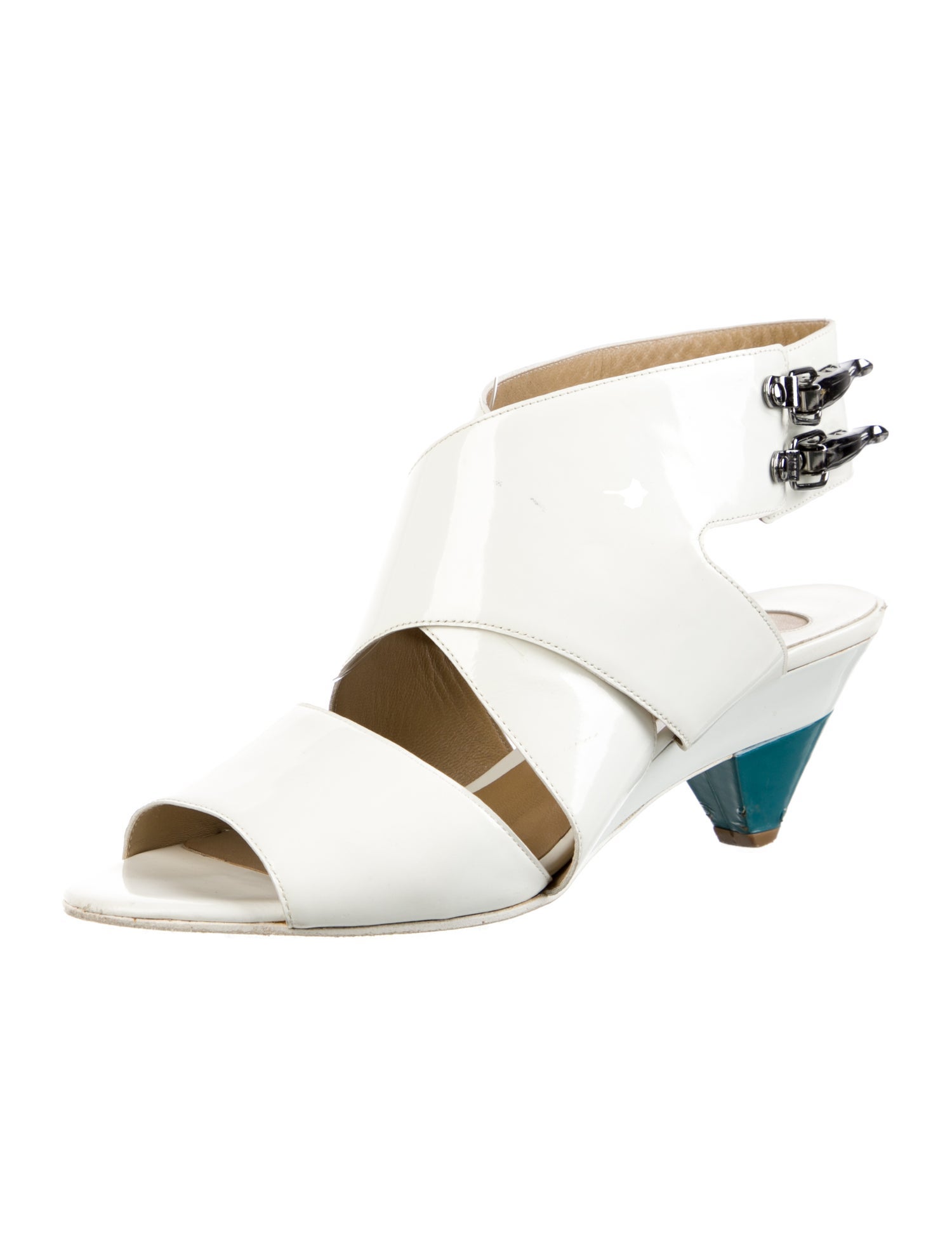 Chloé Patent Leather Cutout Accent Slingback Sandals