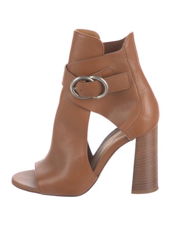 Chloé Leather Cutout Accent Pumps