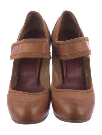 Chloé Leather Pumps