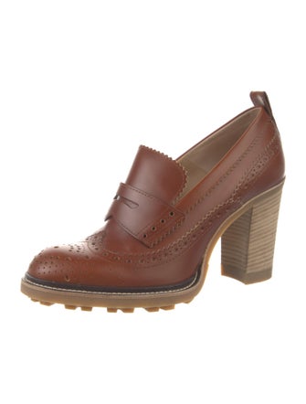 Chloé Leather Lasercut Accents Pumps