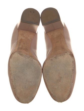 Chloé Leather Scalloped Accent Pumps