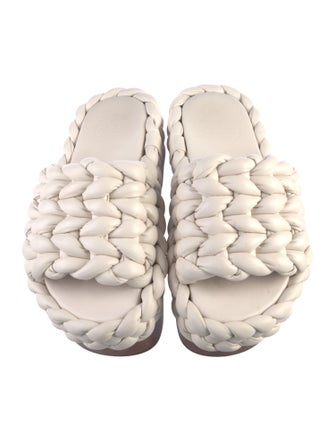 Chloé Leather Slides