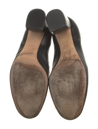 Chloé Leather Scalloped Accent Pumps