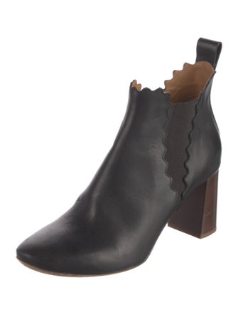 Chloé Leather Scalloped Accent Chelsea Boots