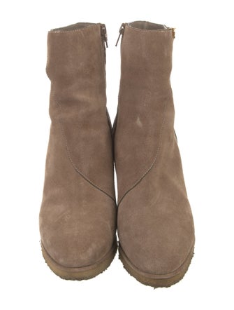 Chloé Suede Boots