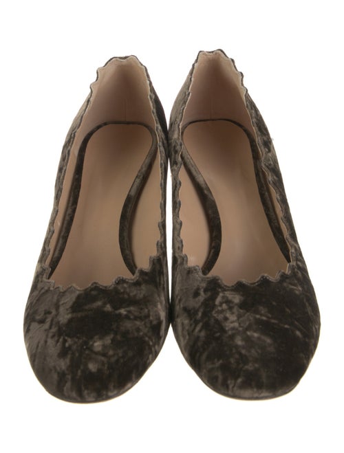 Chloé Velvet Scalloped Accent Pumps