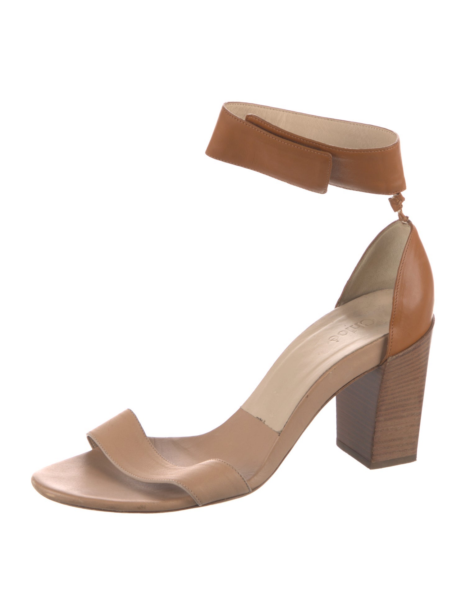 Chloé Leather Sandals