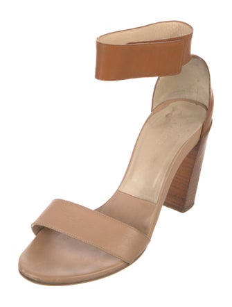 Chloé Leather Sandals