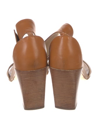 Chloé Leather Sandals
