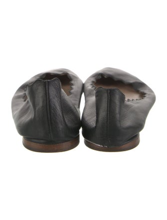 Chloé Leather Scalloped Accent Ballet Flats