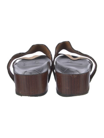 Chloé Leather Scalloped Accent Slides