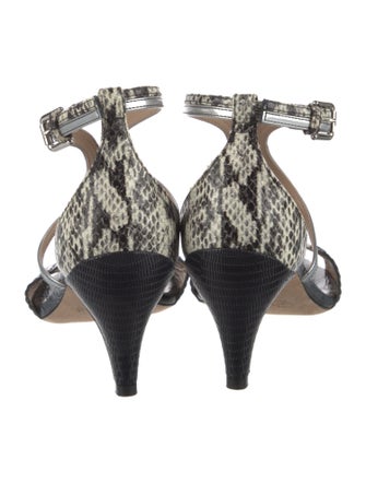 Chloé Leather T-Strap Sandals