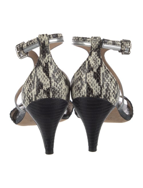 Chloé Leather T-Strap Sandals