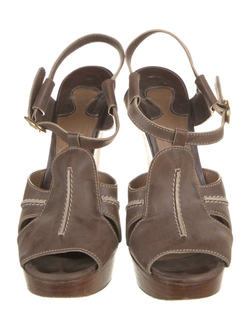 Chloé Leather T-Strap Sandals