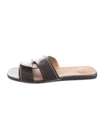 Chloé Leather Slides