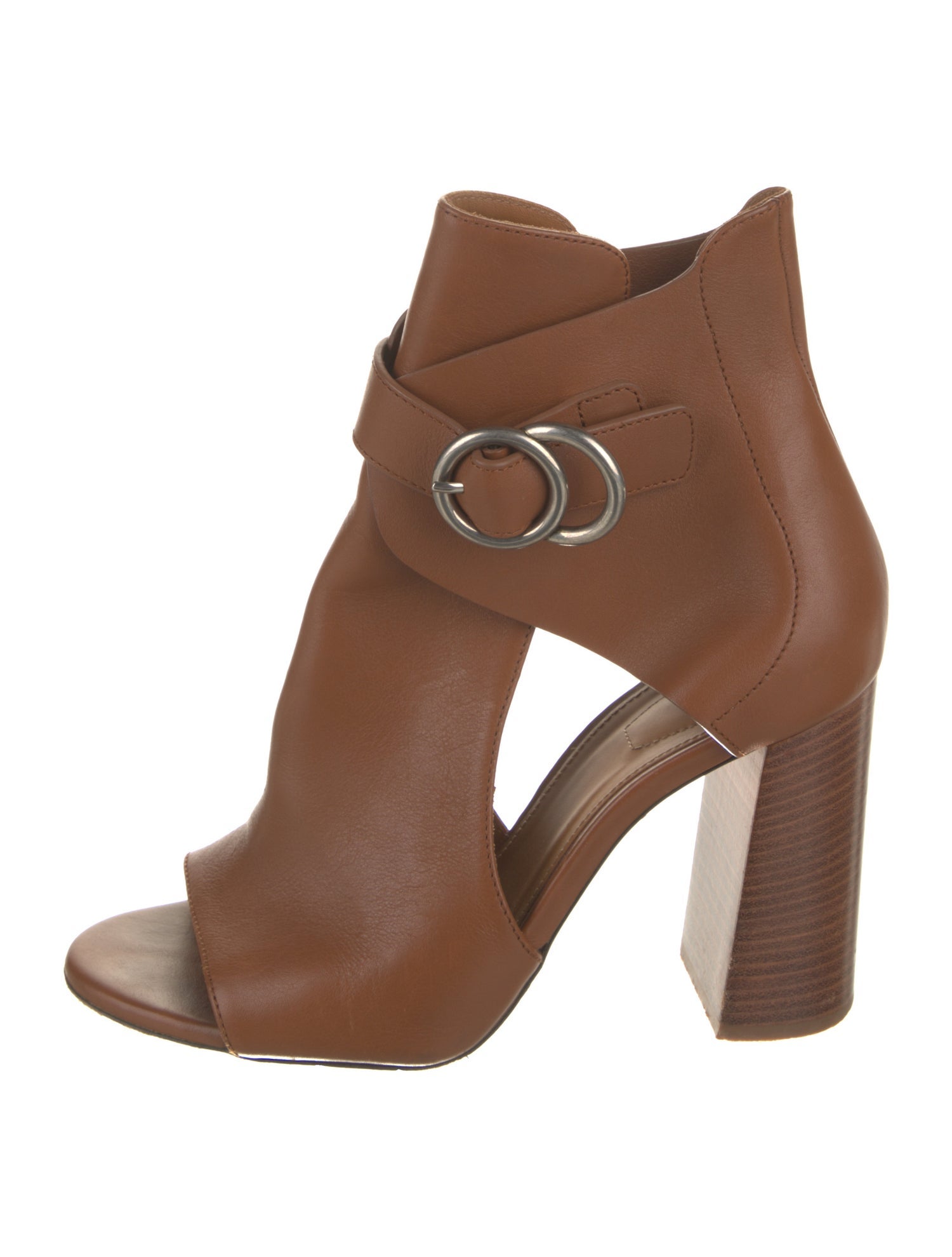 Chloé Leather Pumps