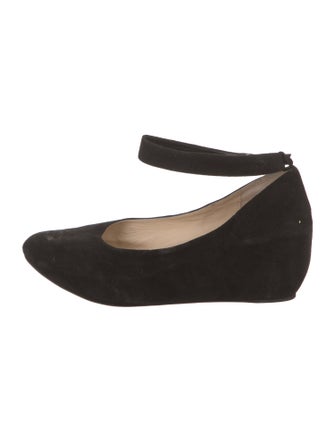 Chloé Suede Pumps